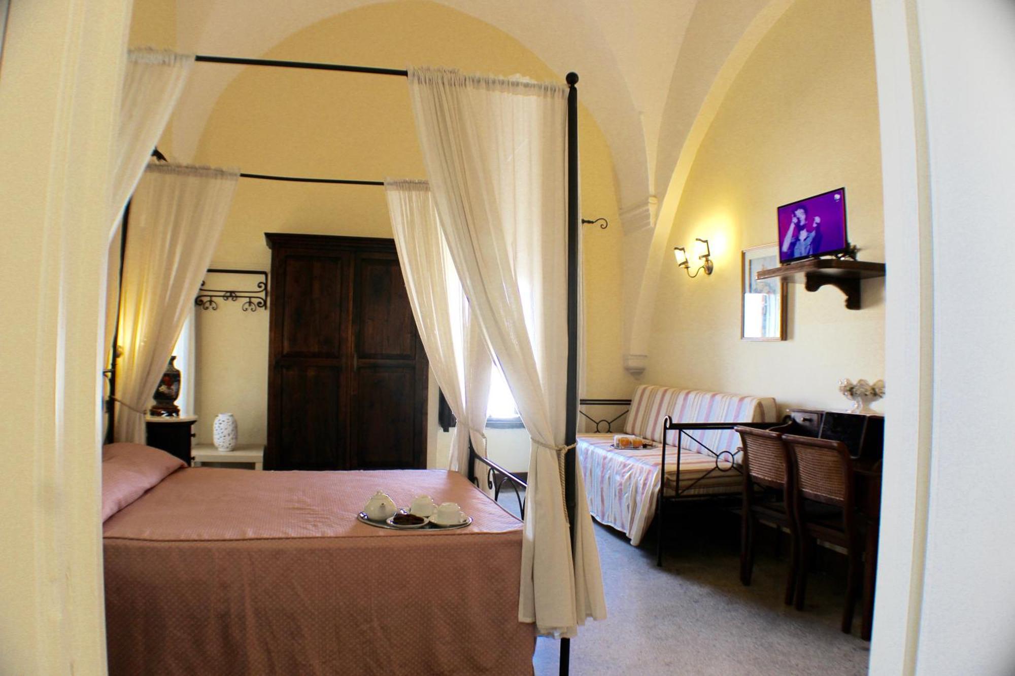 Bed and Breakfast Palazzo Senape De Pace à Gallipoli Extérieur photo