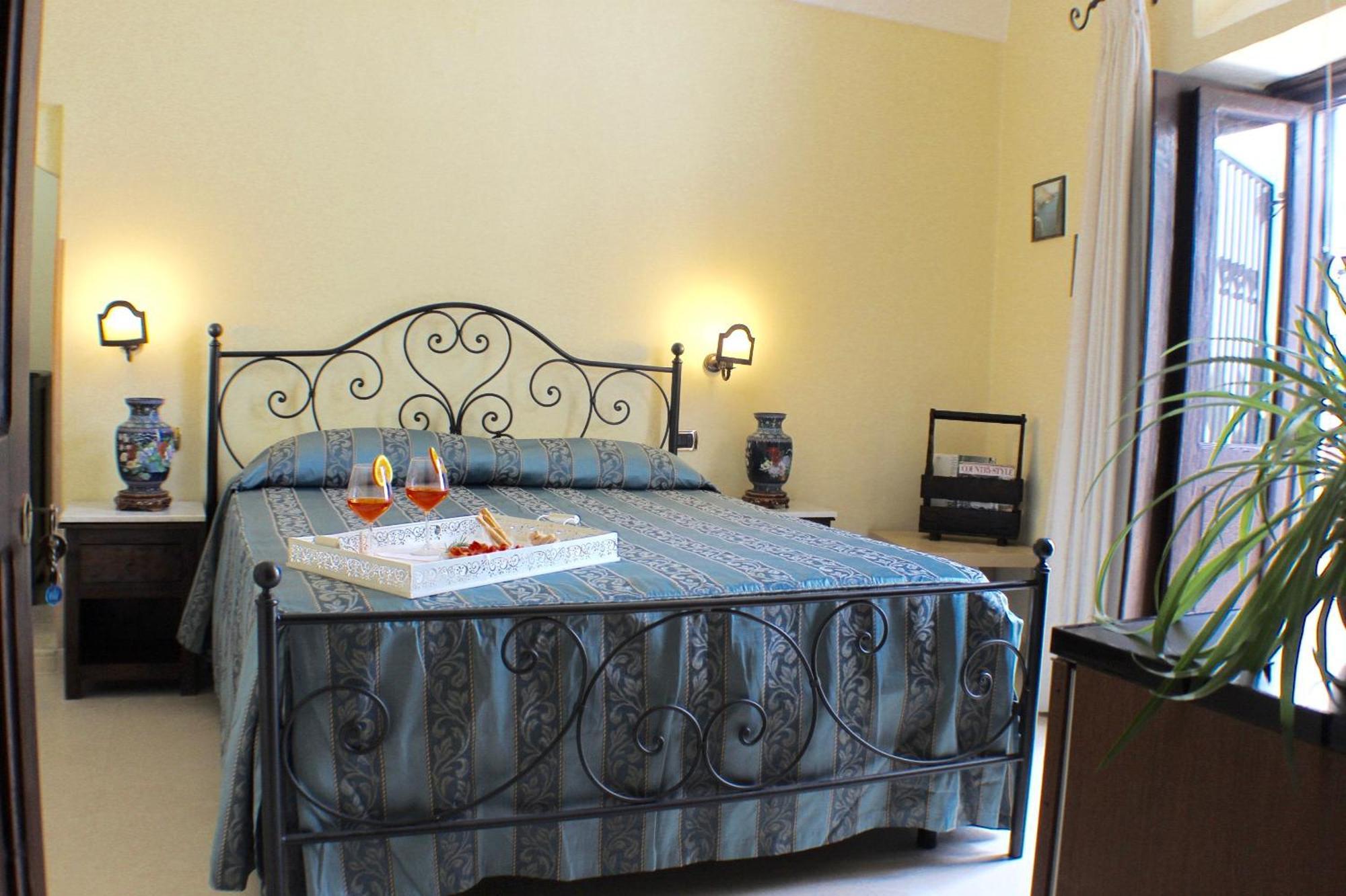 Bed and Breakfast Palazzo Senape De Pace à Gallipoli Extérieur photo