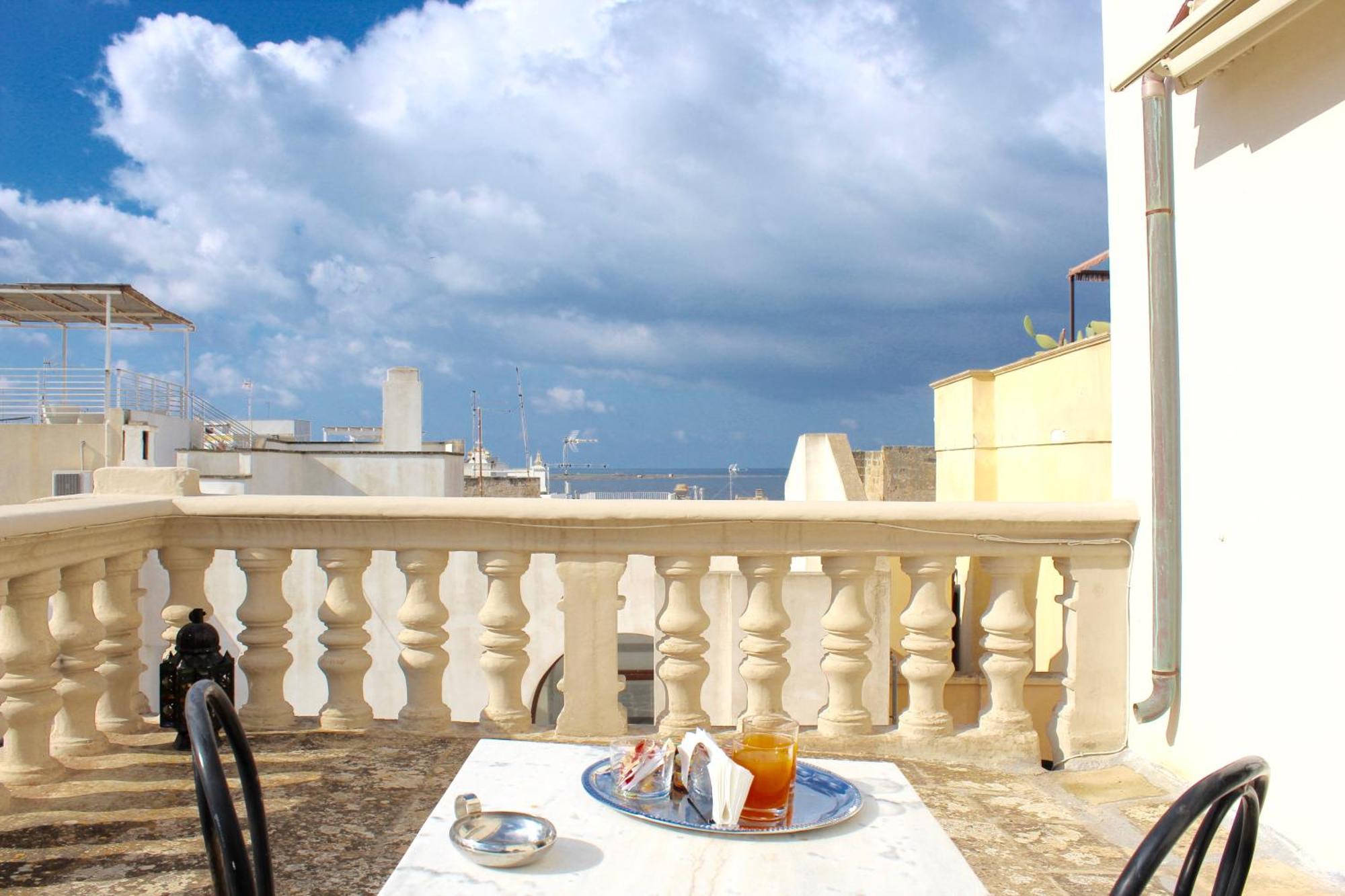 Bed and Breakfast Palazzo Senape De Pace à Gallipoli Extérieur photo