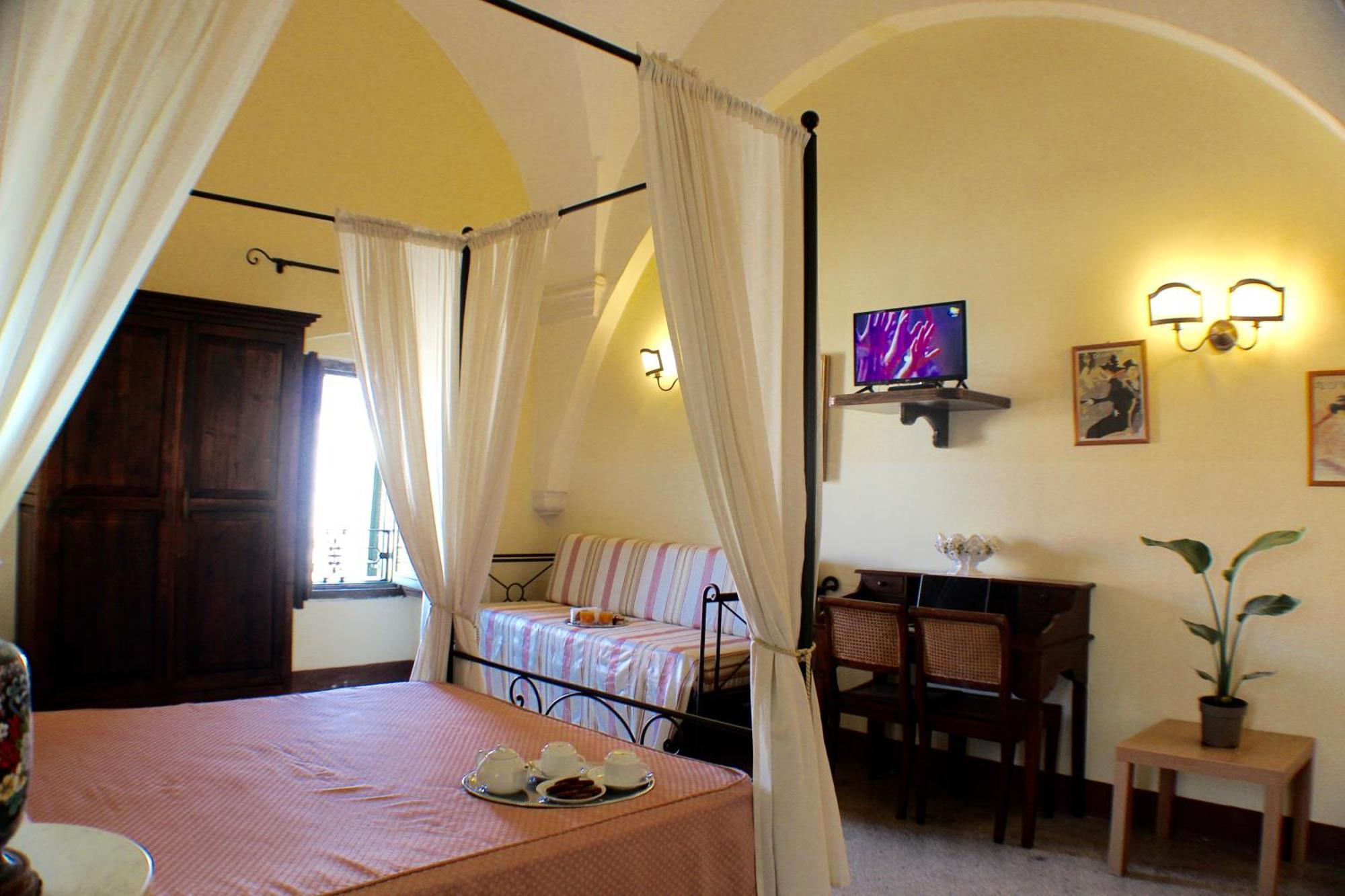 Bed and Breakfast Palazzo Senape De Pace à Gallipoli Extérieur photo