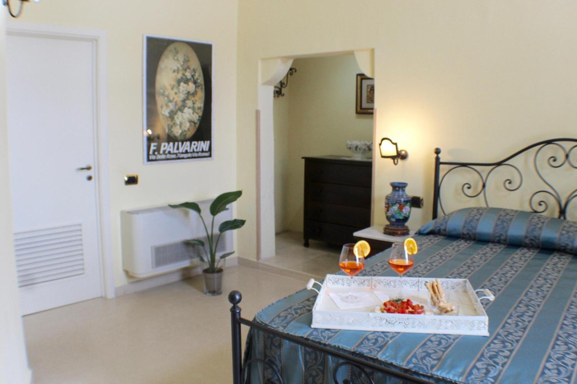 Bed and Breakfast Palazzo Senape De Pace à Gallipoli Extérieur photo