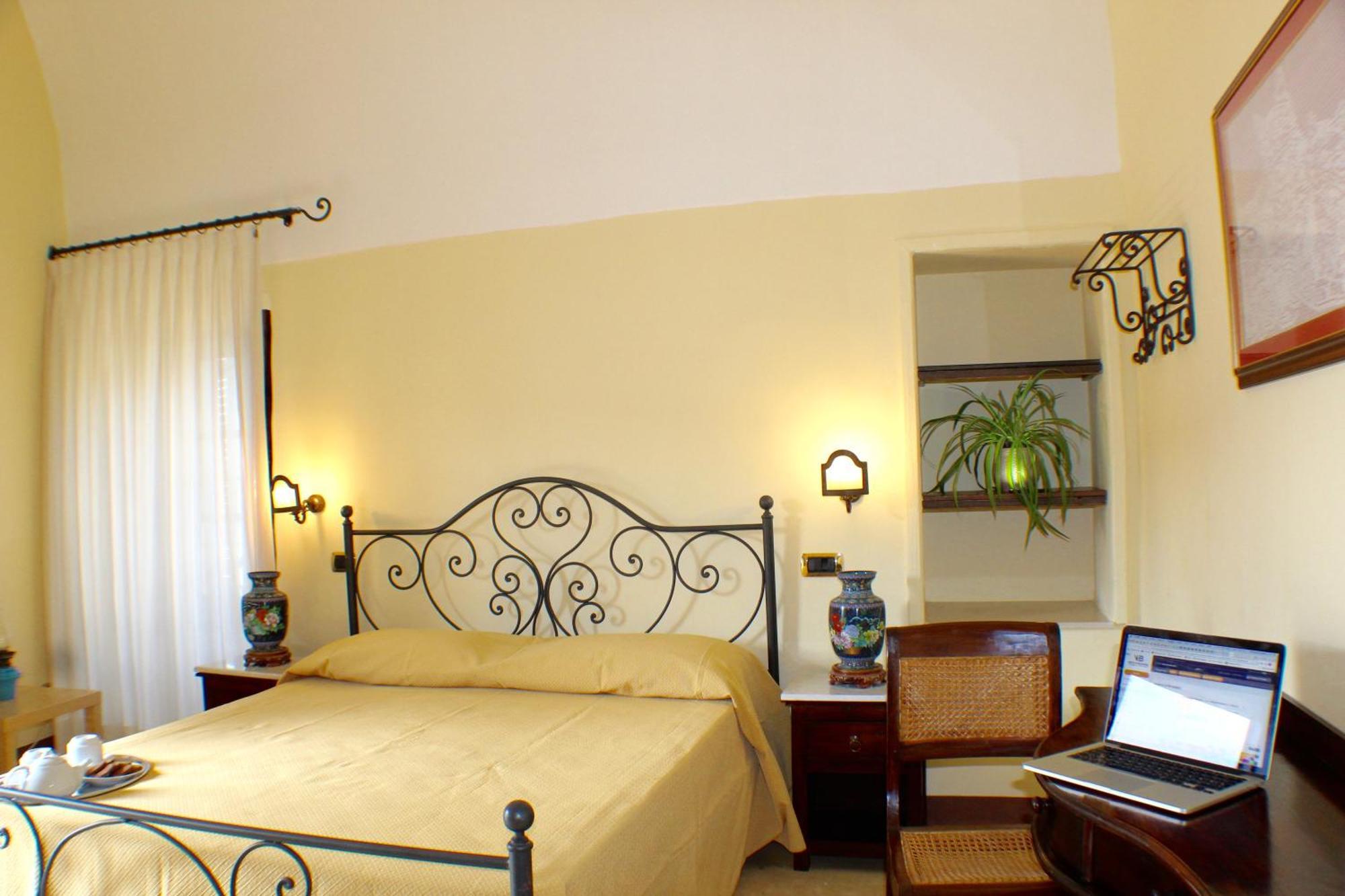 Bed and Breakfast Palazzo Senape De Pace à Gallipoli Extérieur photo
